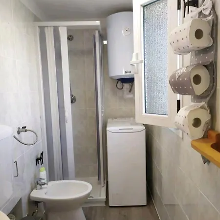 La Casetta Diele Apartment *